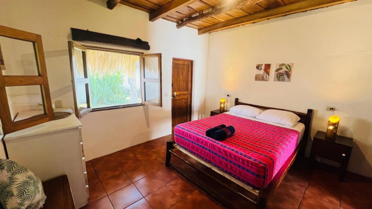 Paredon Surf House Hotel El Paredon Buena Vista Exterior photo