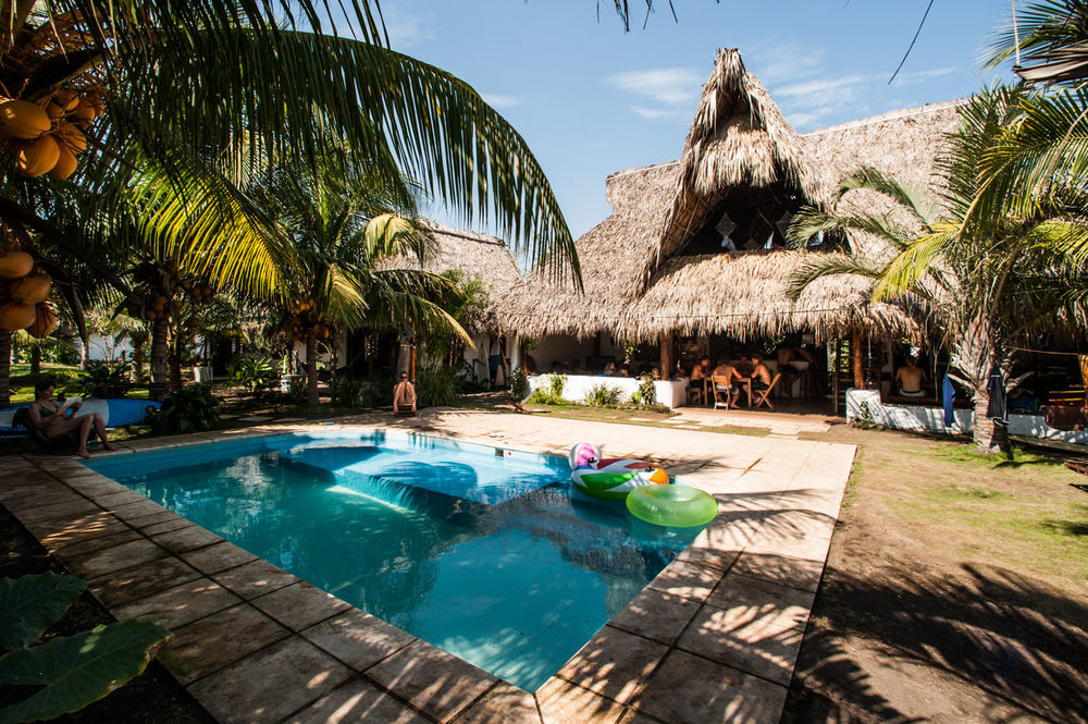 Paredon Surf House Hotel El Paredon Buena Vista Exterior photo